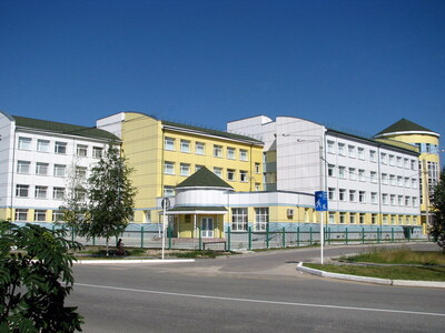 Площадь здания -19887,2 кв.м.